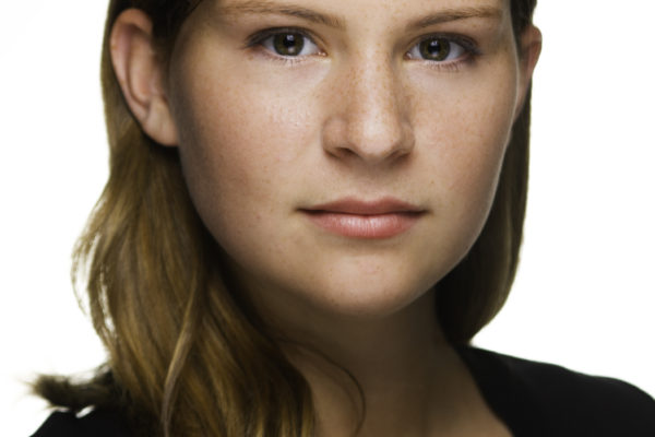 Sara Bode Headshot